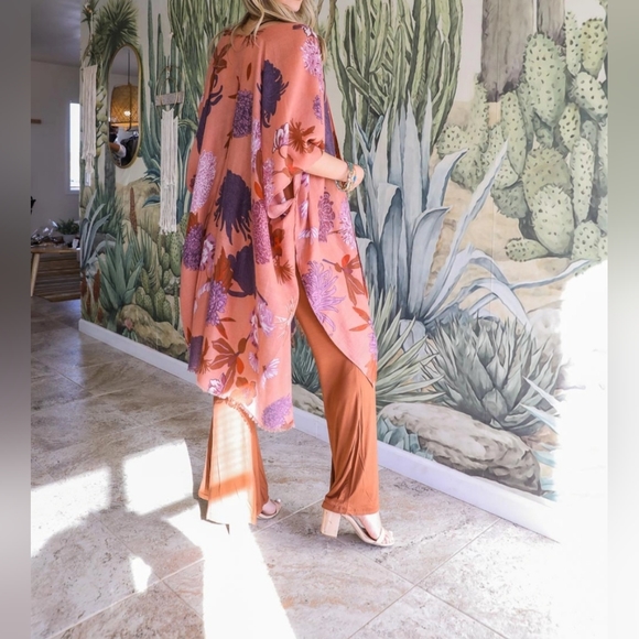 #440 🛑OS CHIC BOHO OPEN FRONT Floral Motif Combo Kimono - Picture 2 of 2